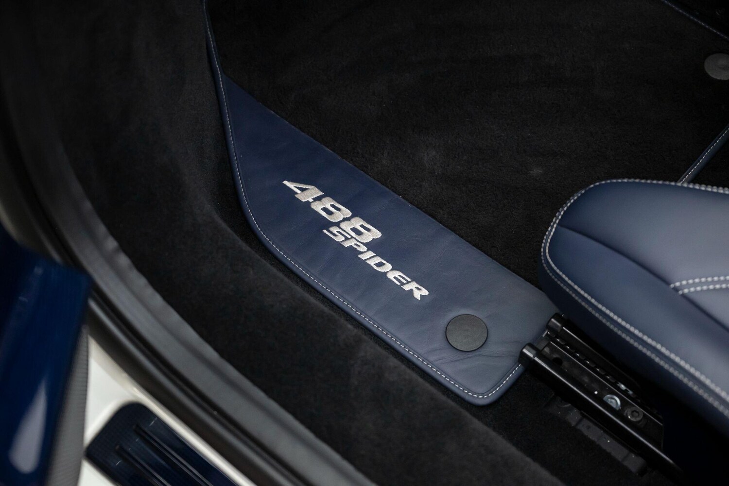 Used Ferrari 488 2017 for sale - 77510722: Photo 90