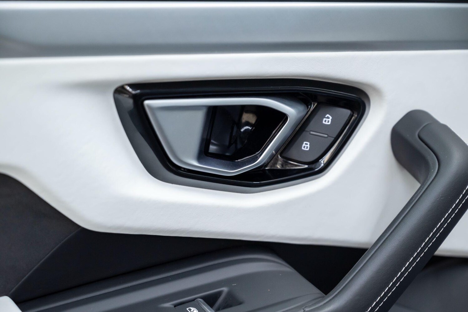 Used Lamborghini Urus 2020 for sale - 77637372: Photo 34