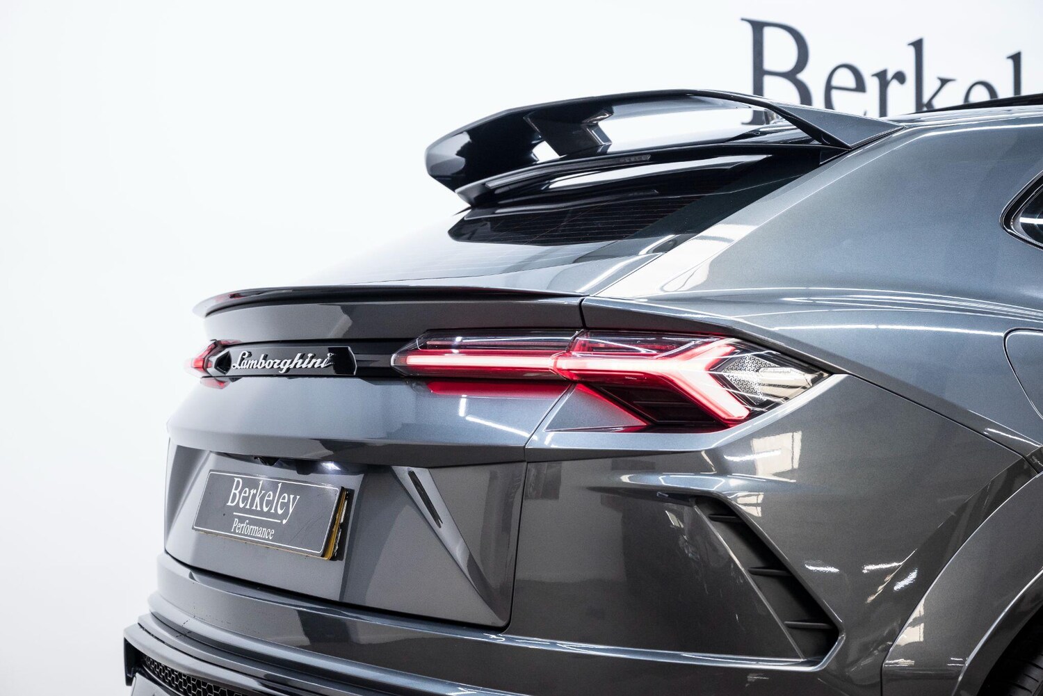 Used Lamborghini Urus 2020 for sale - 77637372: Photo 65