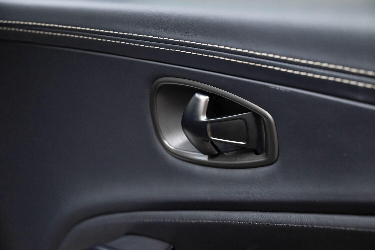 Used Aston Martin DBX for sale - 77510020: Photo 33