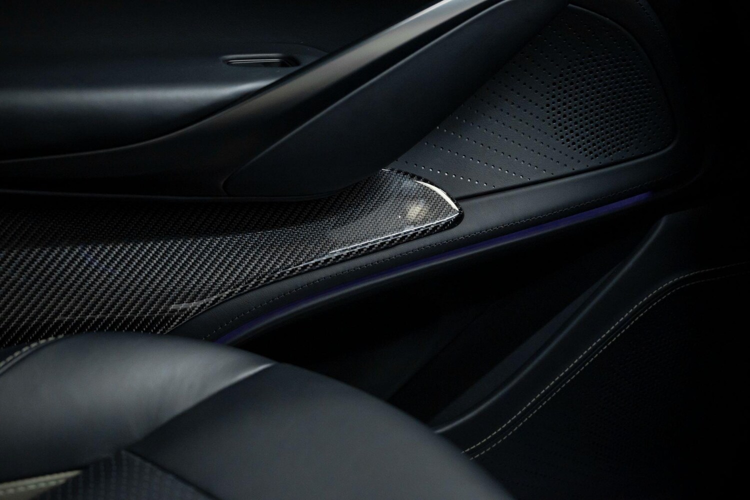 Used Aston Martin DBX for sale - 77510020: Photo 79