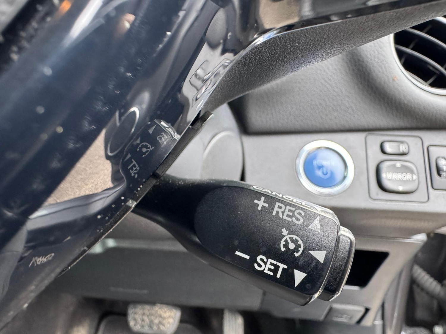 Used Toyota Yaris 2017 for sale - 78215688: Photo 31