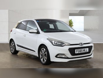 Used Hyundai i20 2015 for sale - 78231849: Photo