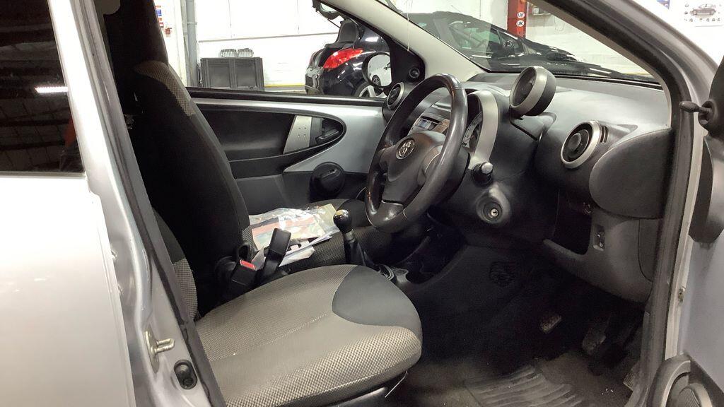 Used Toyota AYGO 2013 for sale - 77455598: Photo 11