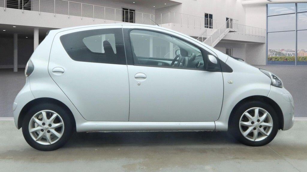 Used Toyota AYGO 2013 for sale - 77455598: Photo 6