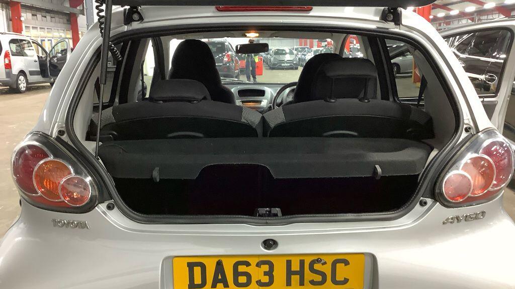 Used Toyota AYGO 2013 for sale - 77455598: Photo 9