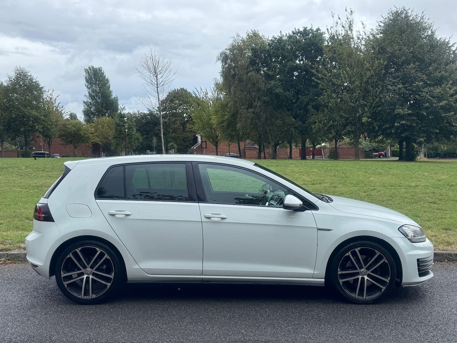 Used Volkswagen Golf for sale - 77267021: Photo 4