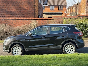 Used Nissan Qashqai 2017 for sale - 78260426: Photo