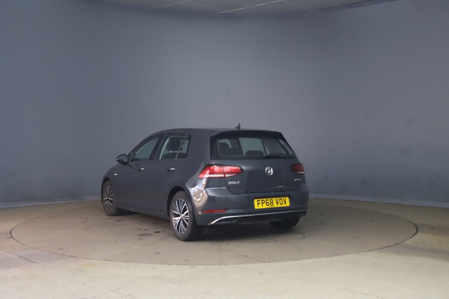 Used Volkswagen Golf for sale - 77824405: Photo 4