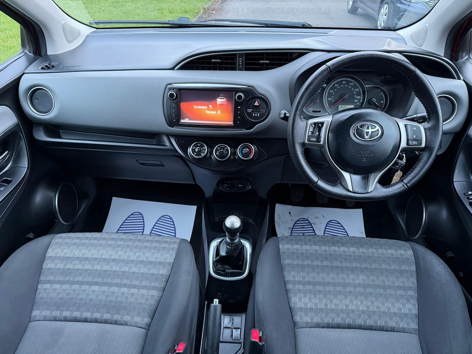 Used Toyota Yaris 2016 for sale - 77396113: Photo 11