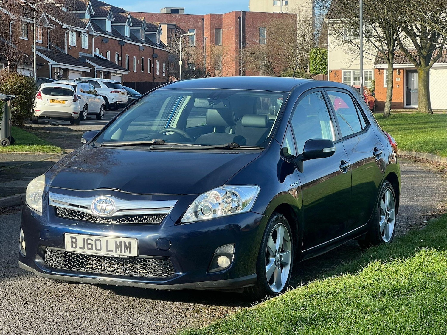 Used Toyota Auris 2010 for sale - 77657607: Photo 2