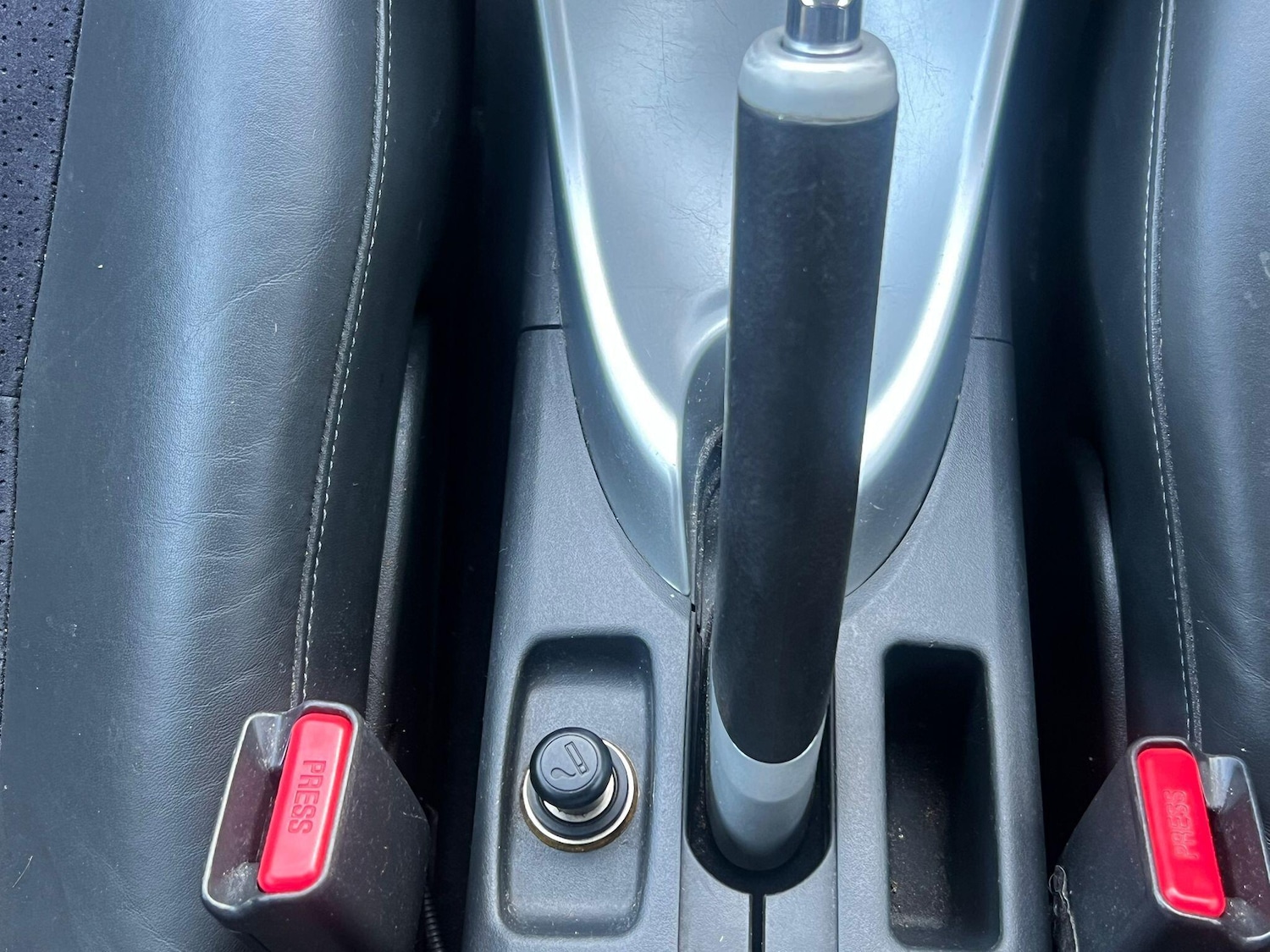 Used Toyota Auris 2010 for sale - 77657607: Photo 20