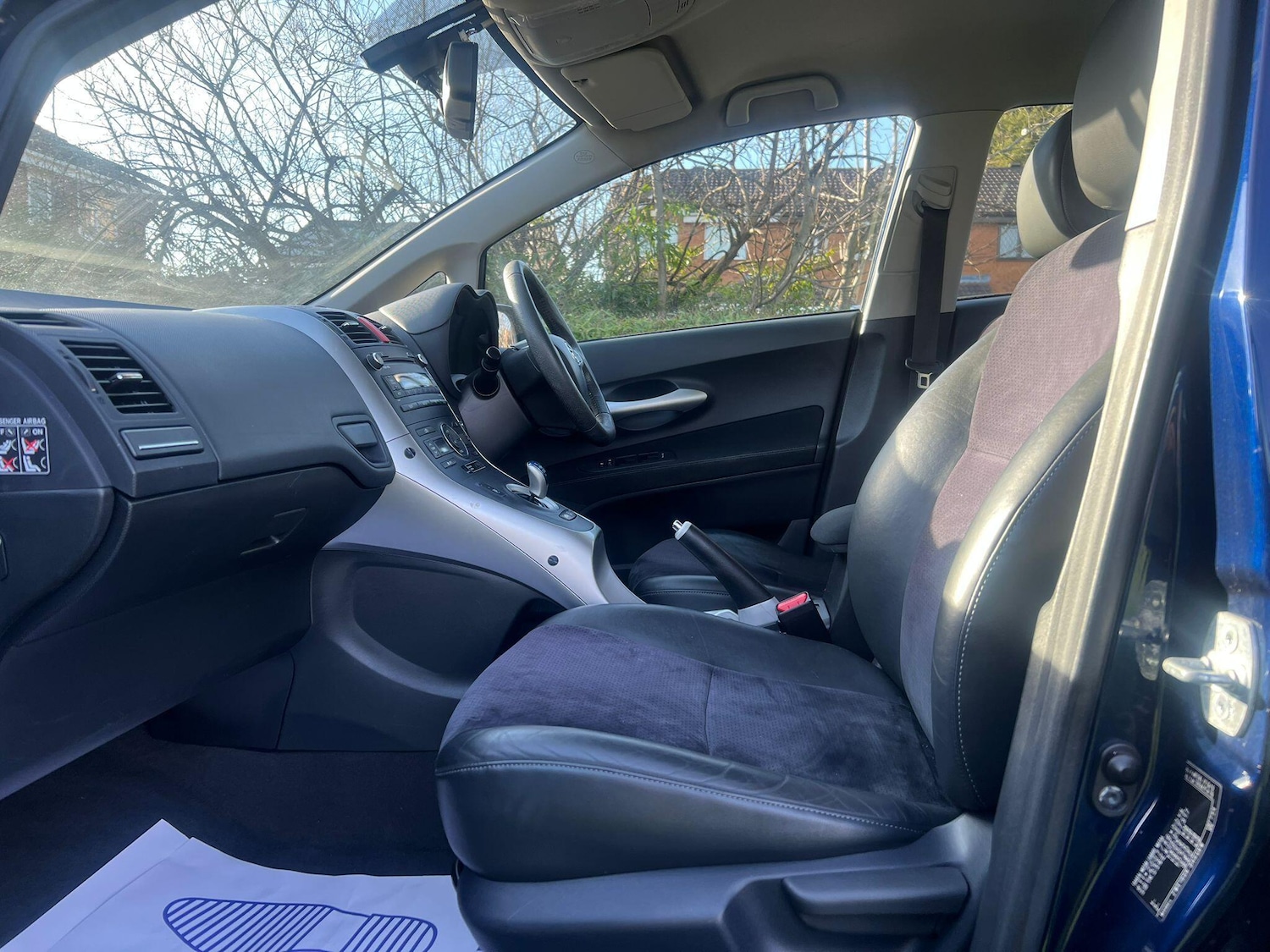 Used Toyota Auris 2010 for sale - 77657607: Photo 23