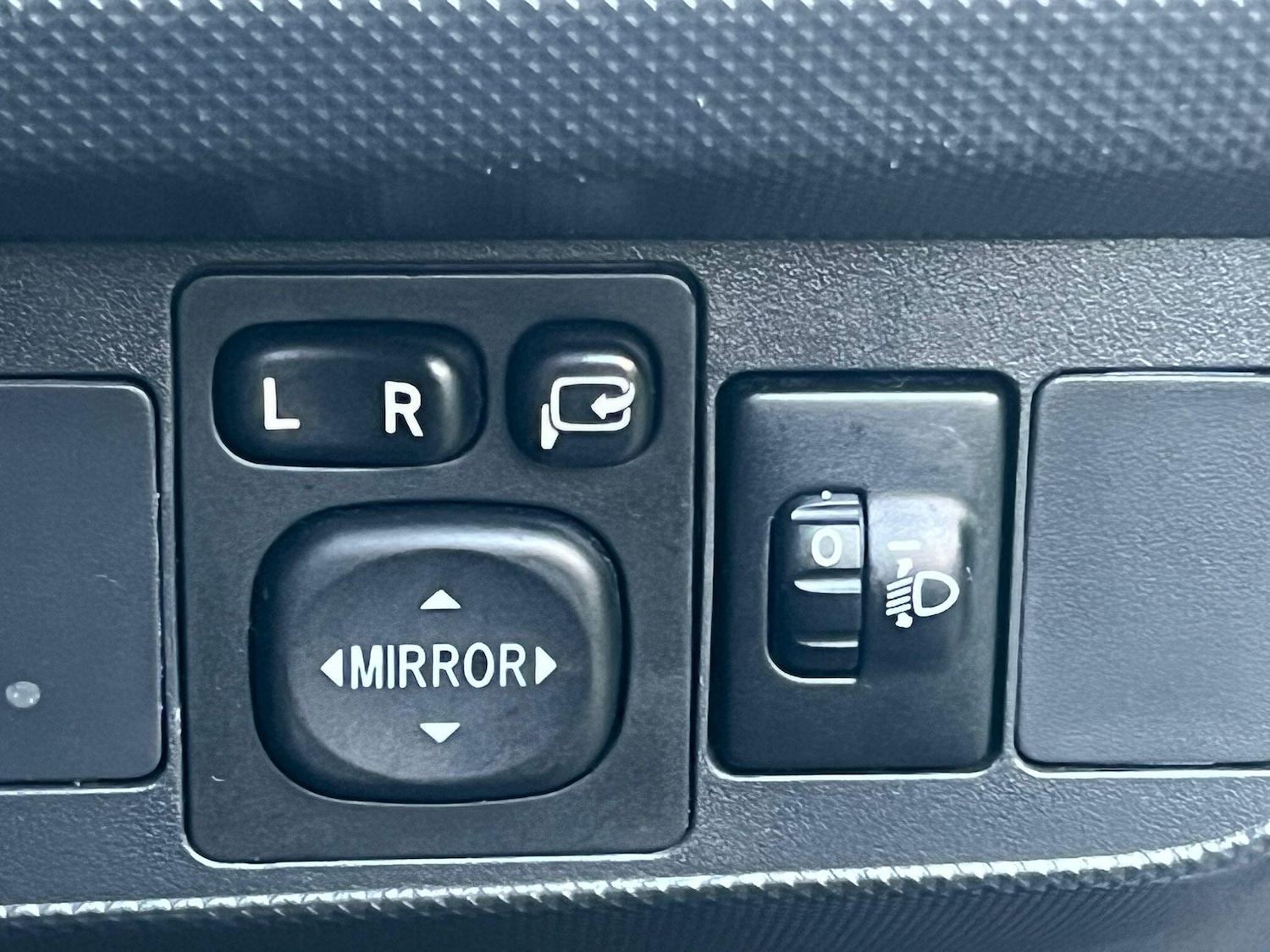 Used Toyota Auris 2010 for sale - 77657607: Photo 27