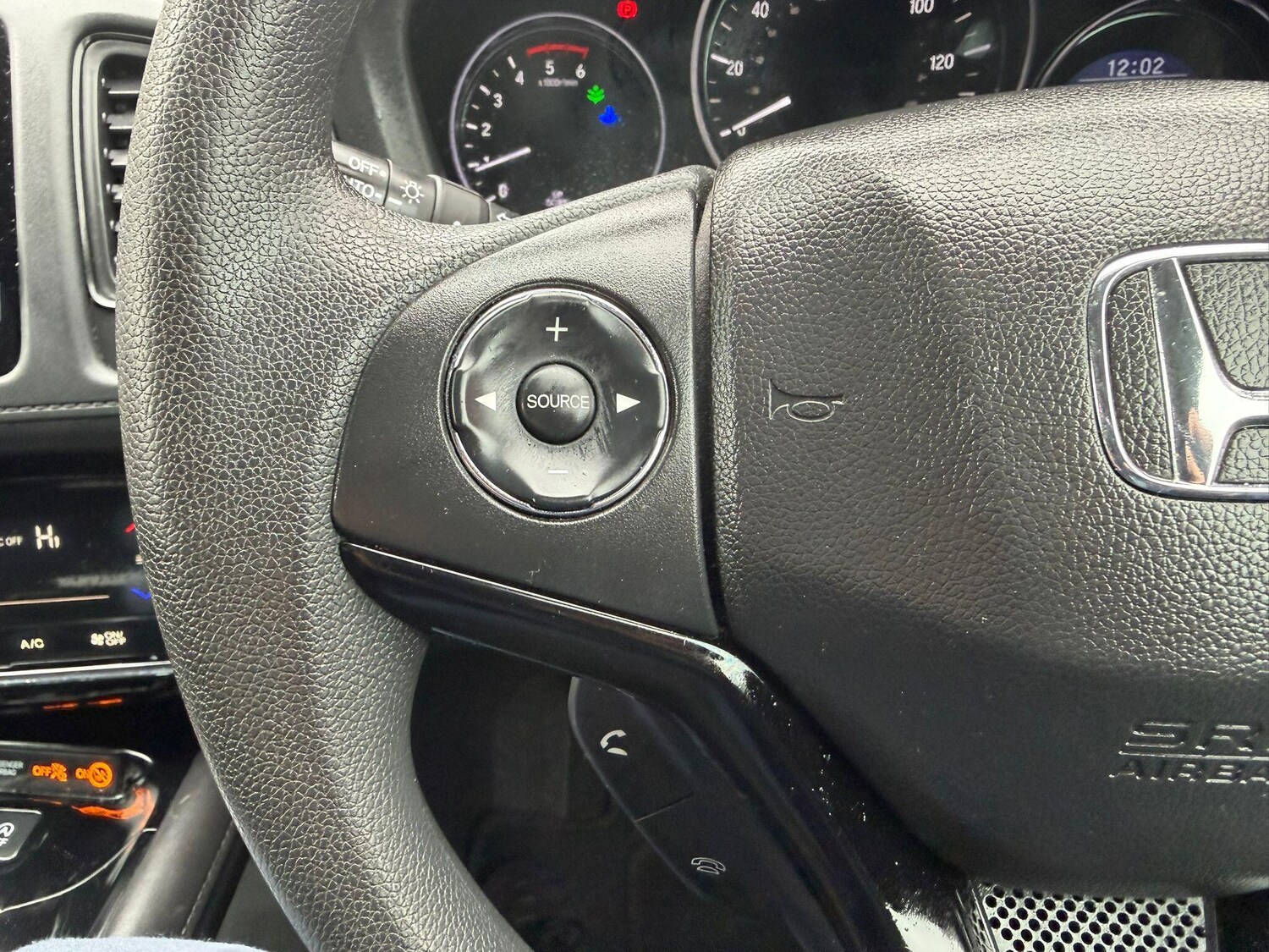 Used Honda HR-V 2018 for sale - 78215731: Photo 16