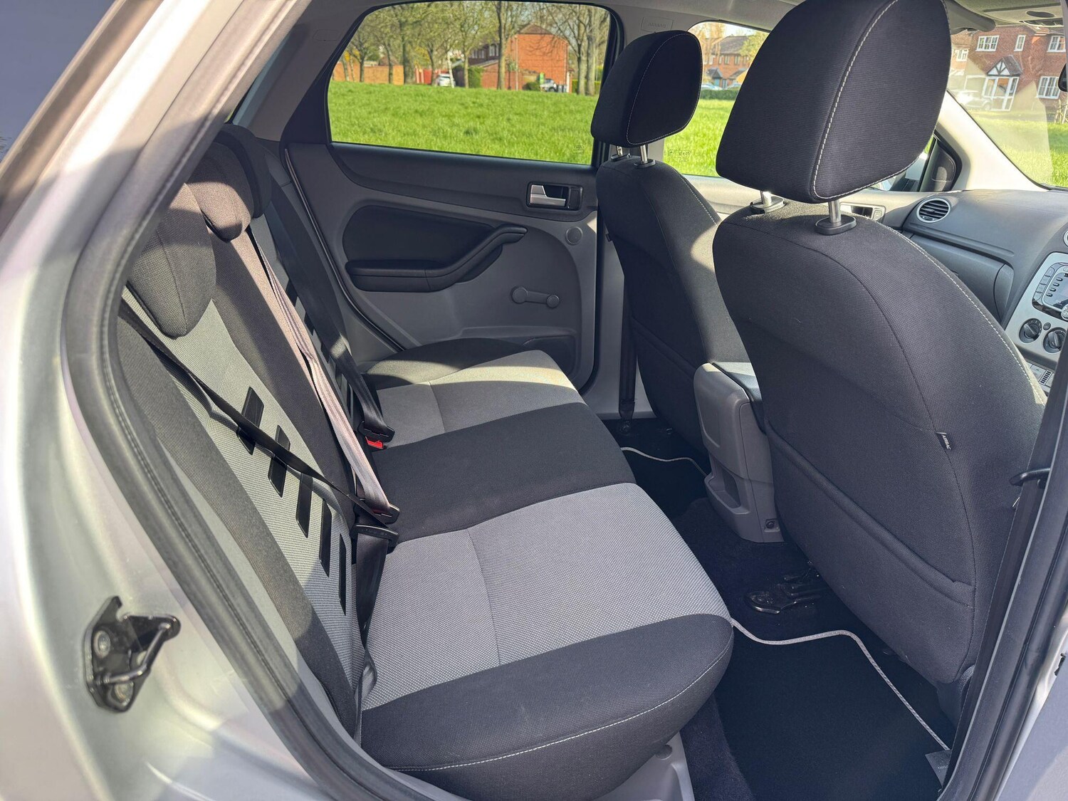 Used Ford Focus 2010 for sale - 78215693: Photo 22