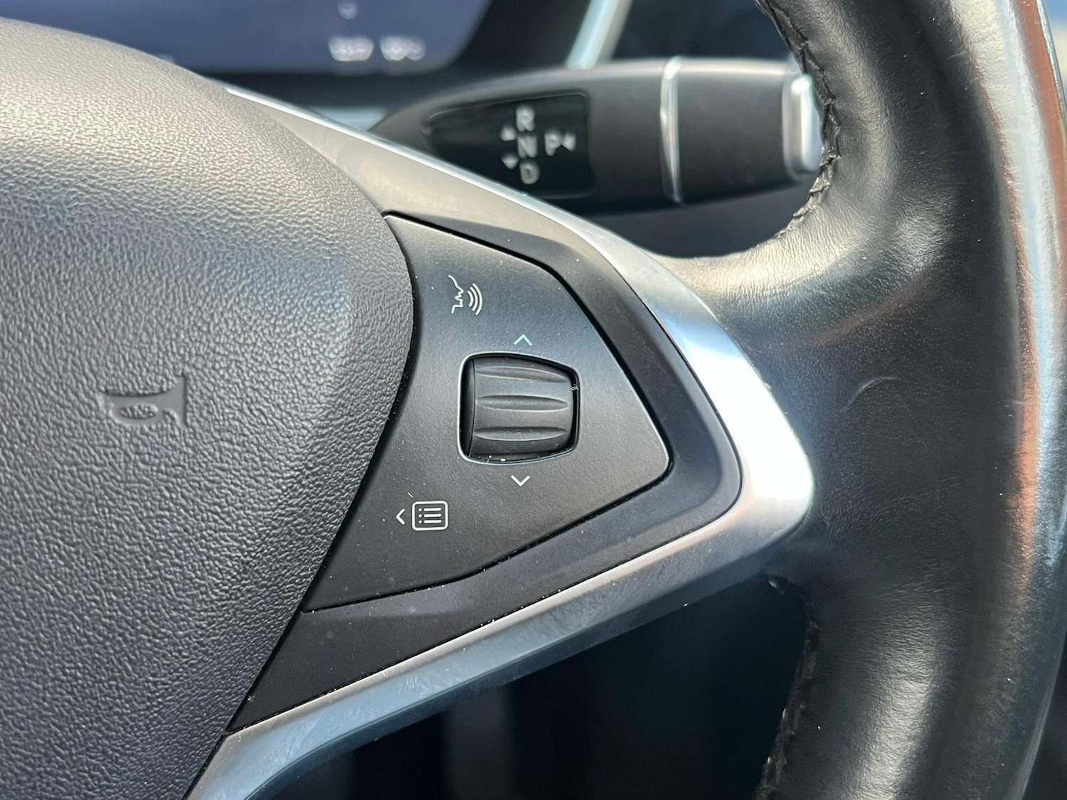 Used Tesla Model X 2017 for sale - 77332008: Photo 28