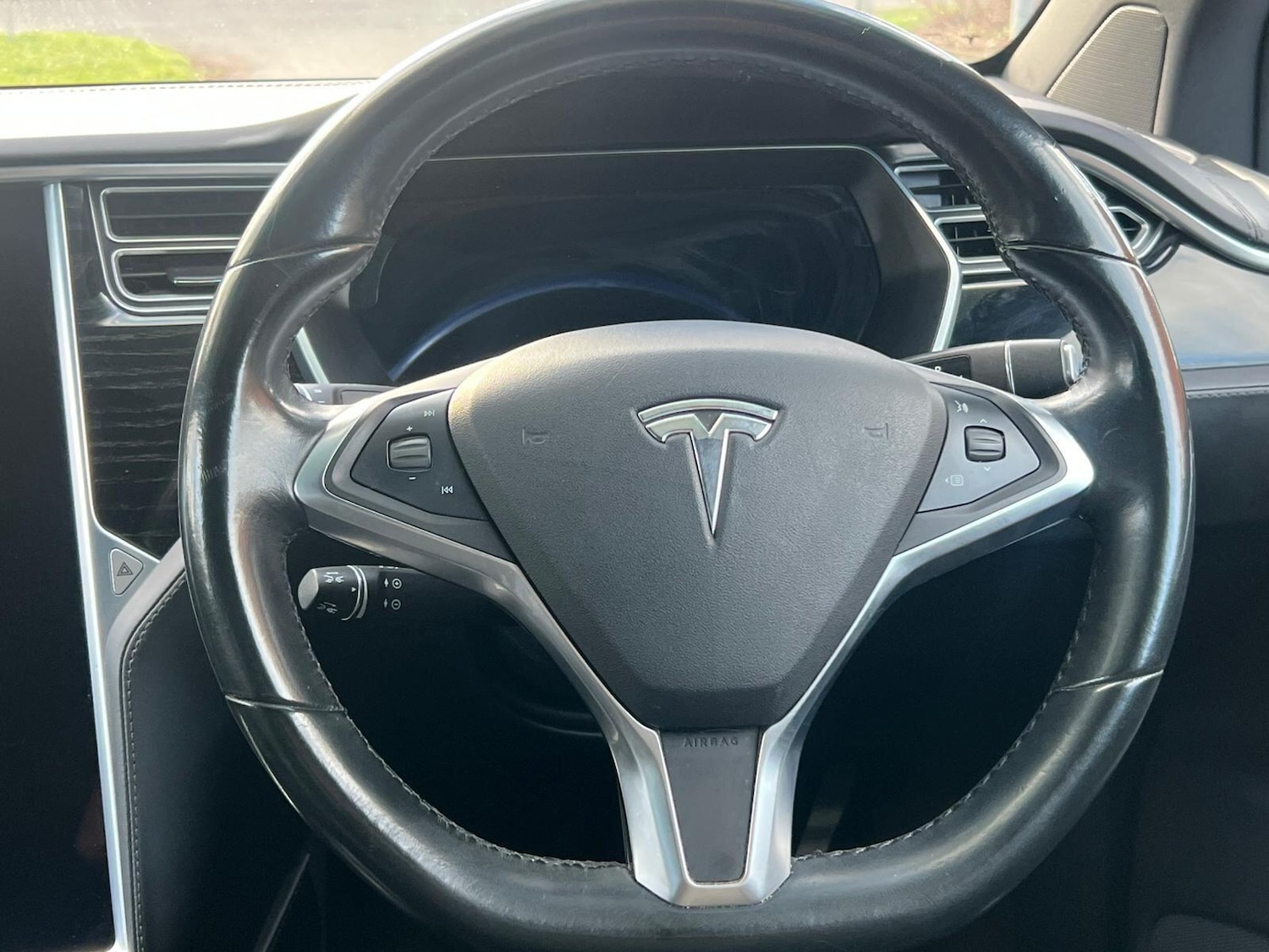 Used Tesla Model X 2017 for sale - 77332008: Photo 35