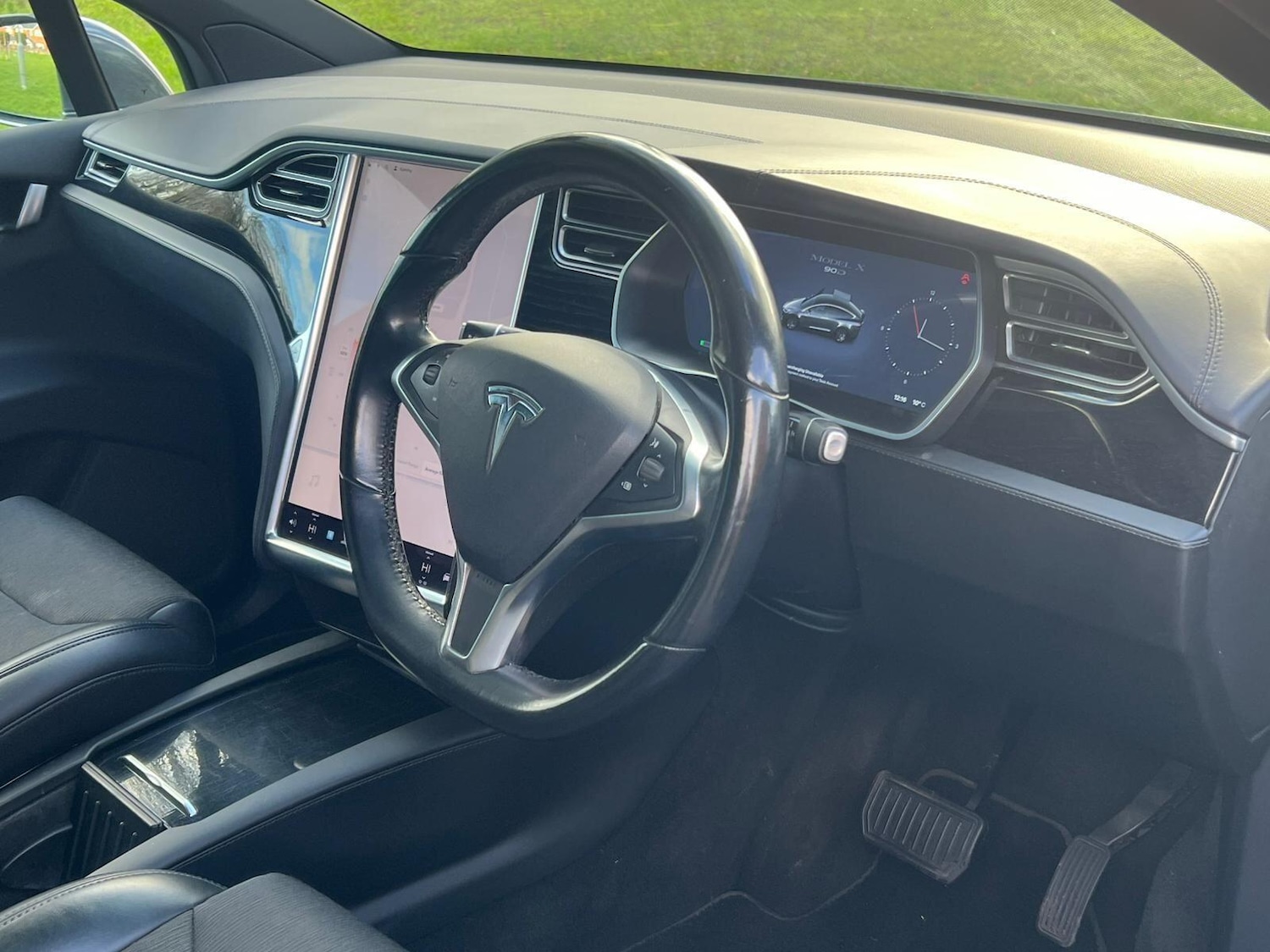 Used Tesla Model X 2017 for sale - 77332008: Photo 38