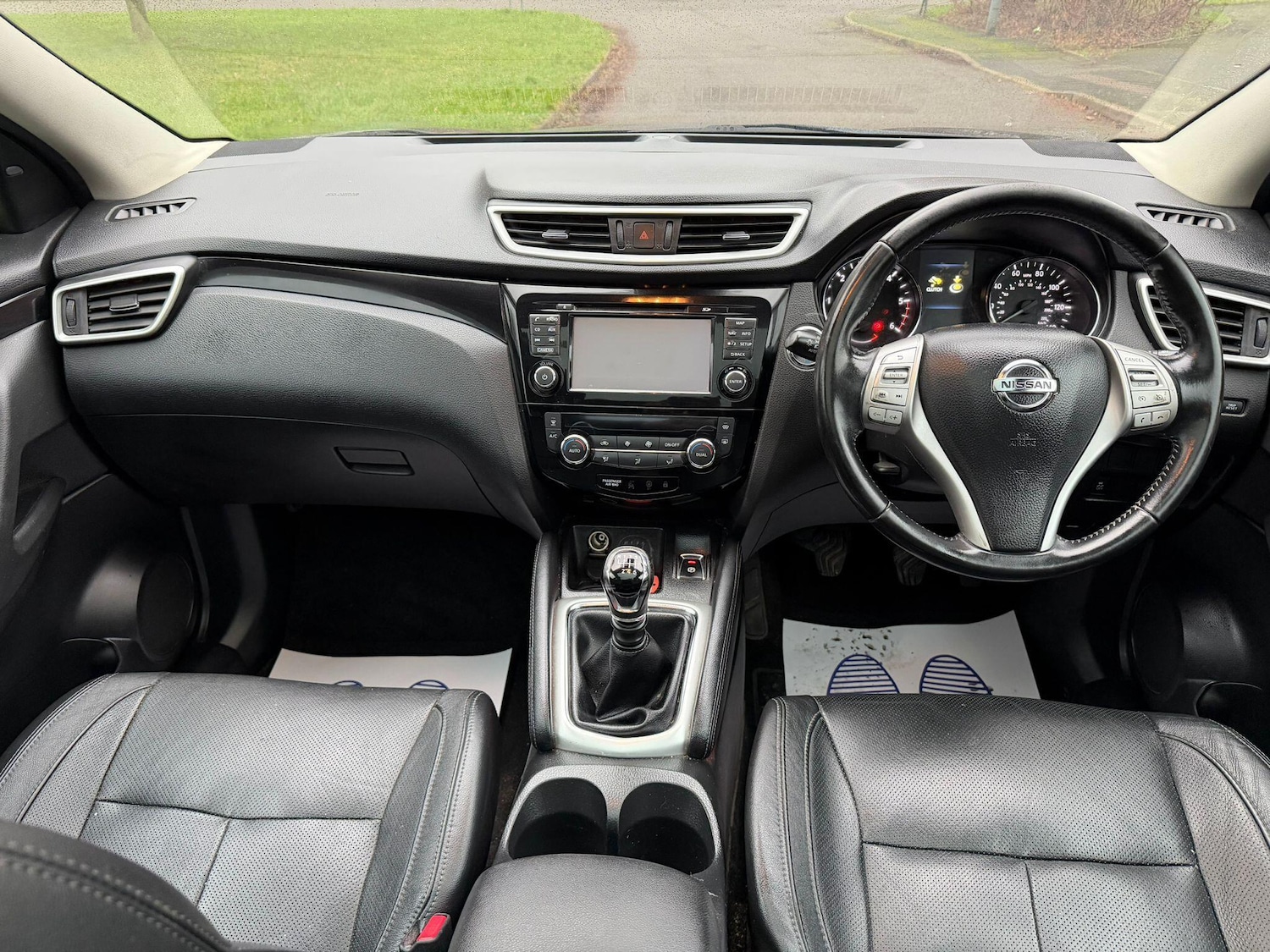 Used Nissan Qashqai 2017 for sale - 77441404: Photo 11