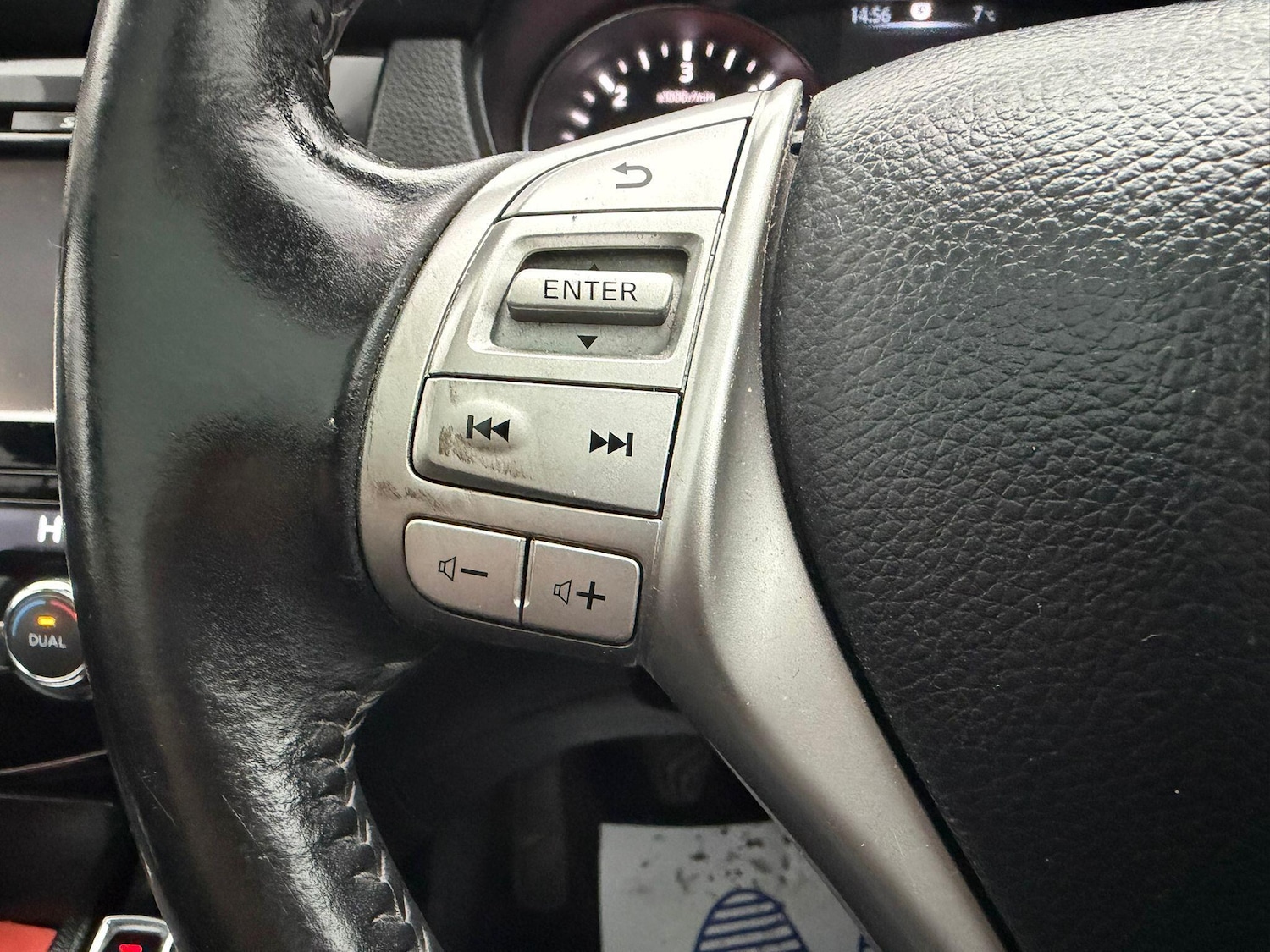 Used Nissan Qashqai 2017 for sale - 77441404: Photo 15