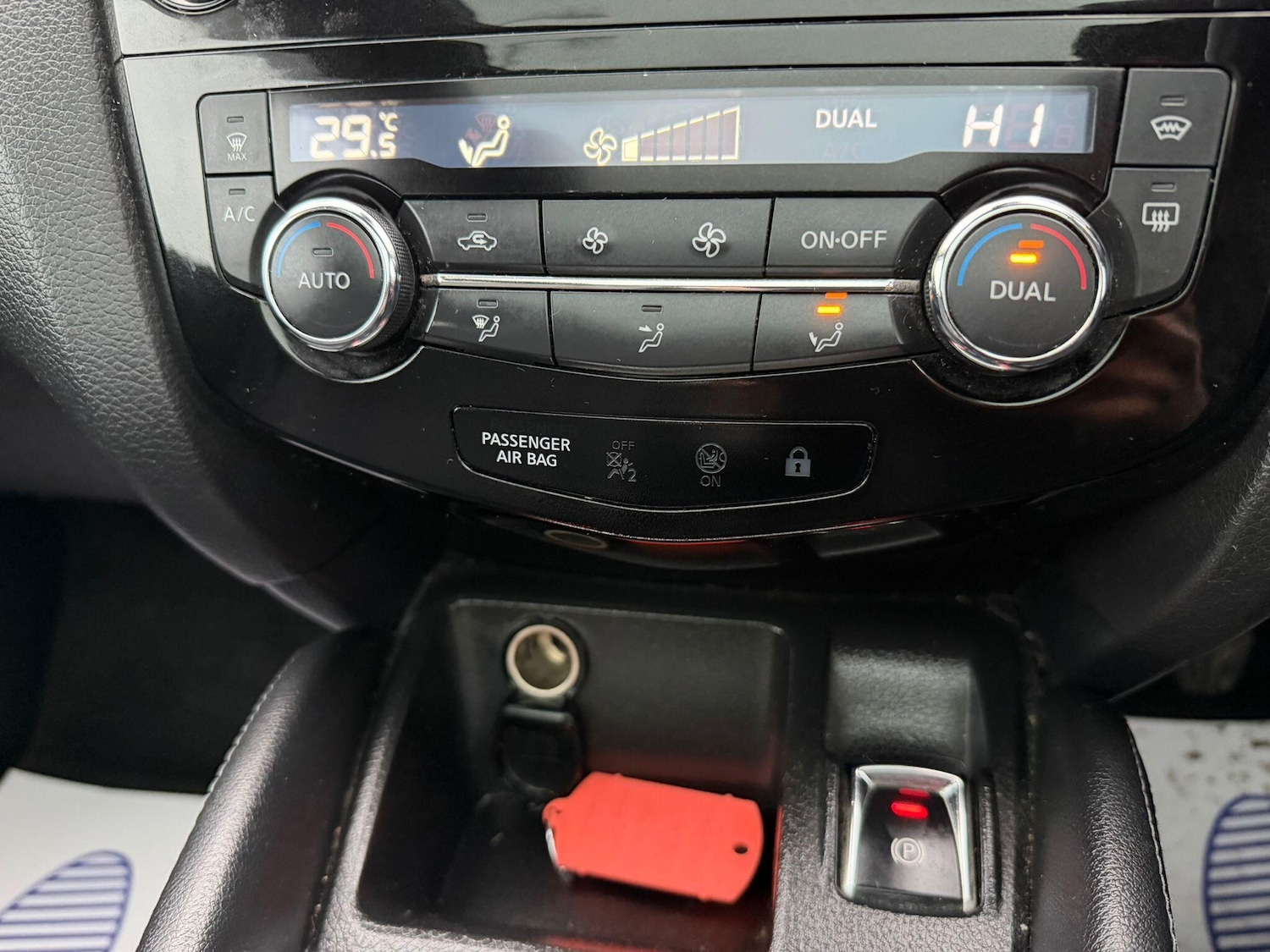 Used Nissan Qashqai 2017 for sale - 77441404: Photo 20