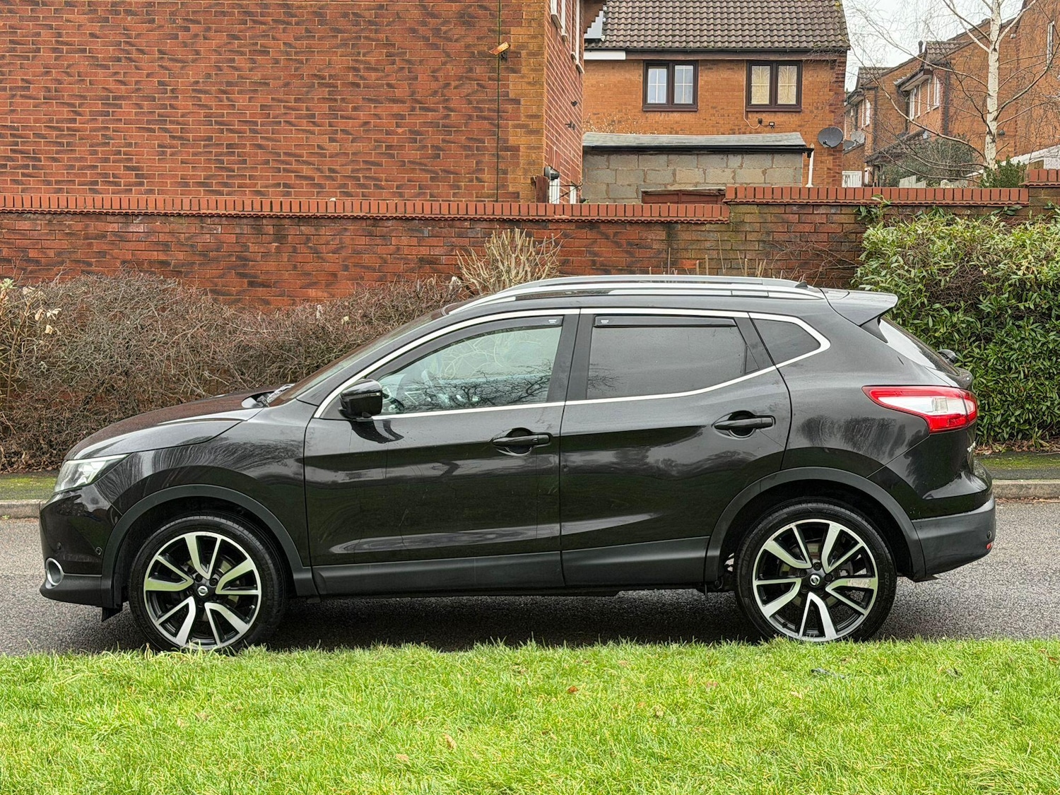 Used Nissan Qashqai 2017 for sale - 77441404: Photo 4