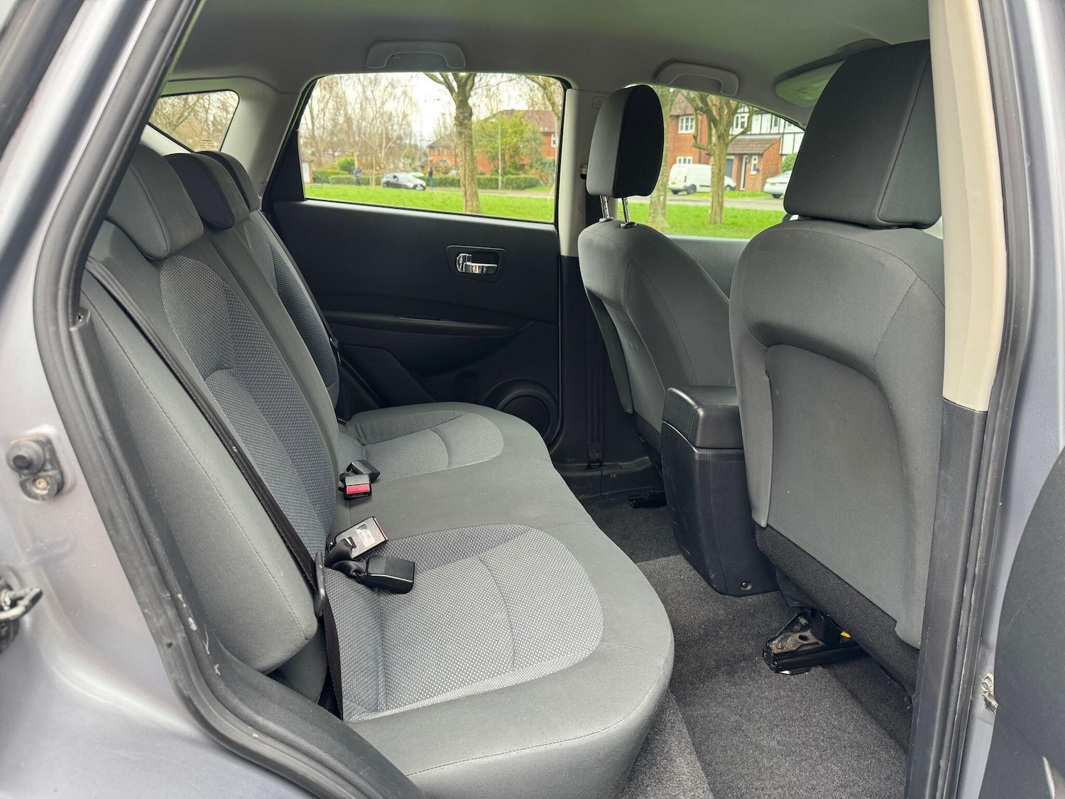 Used Nissan Qashqai 2011 for sale - 77684226: Photo 16