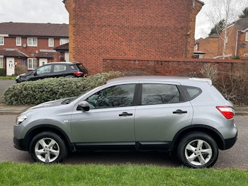 Used Nissan Qashqai 2011 for sale - 77684226: Photo