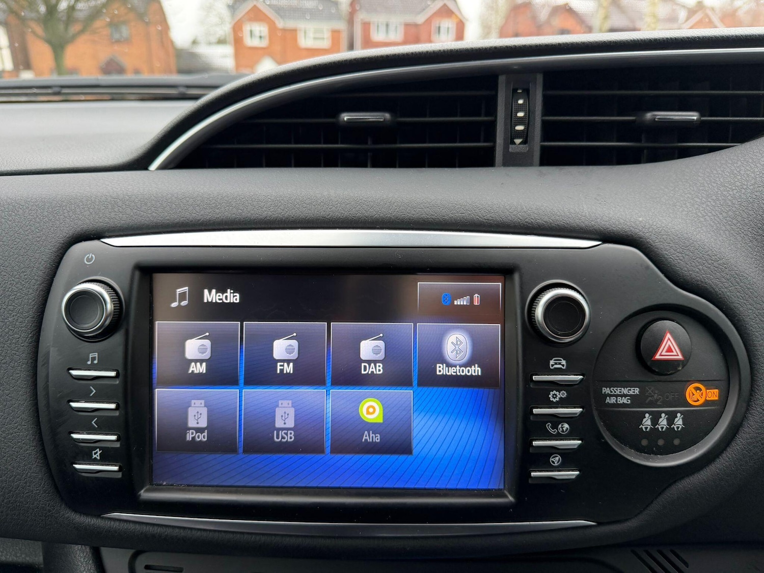 Used Toyota Yaris for sale - 77278518: Photo 16