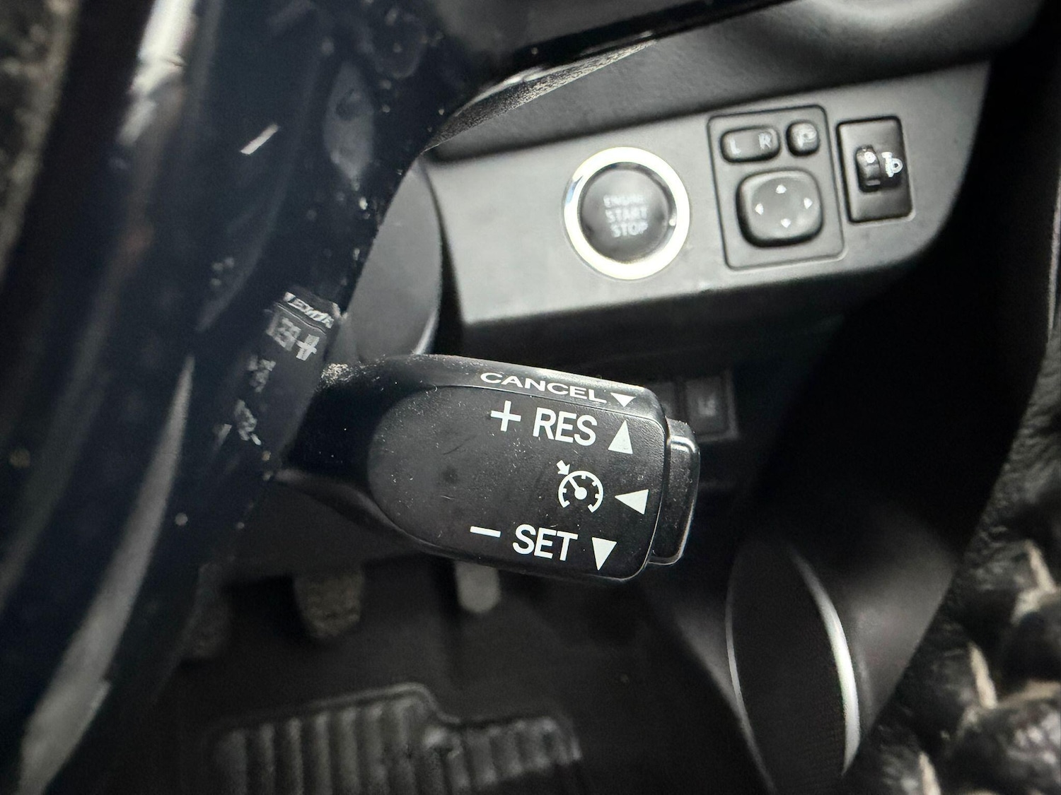 Used Toyota Yaris for sale - 77278518: Photo 28