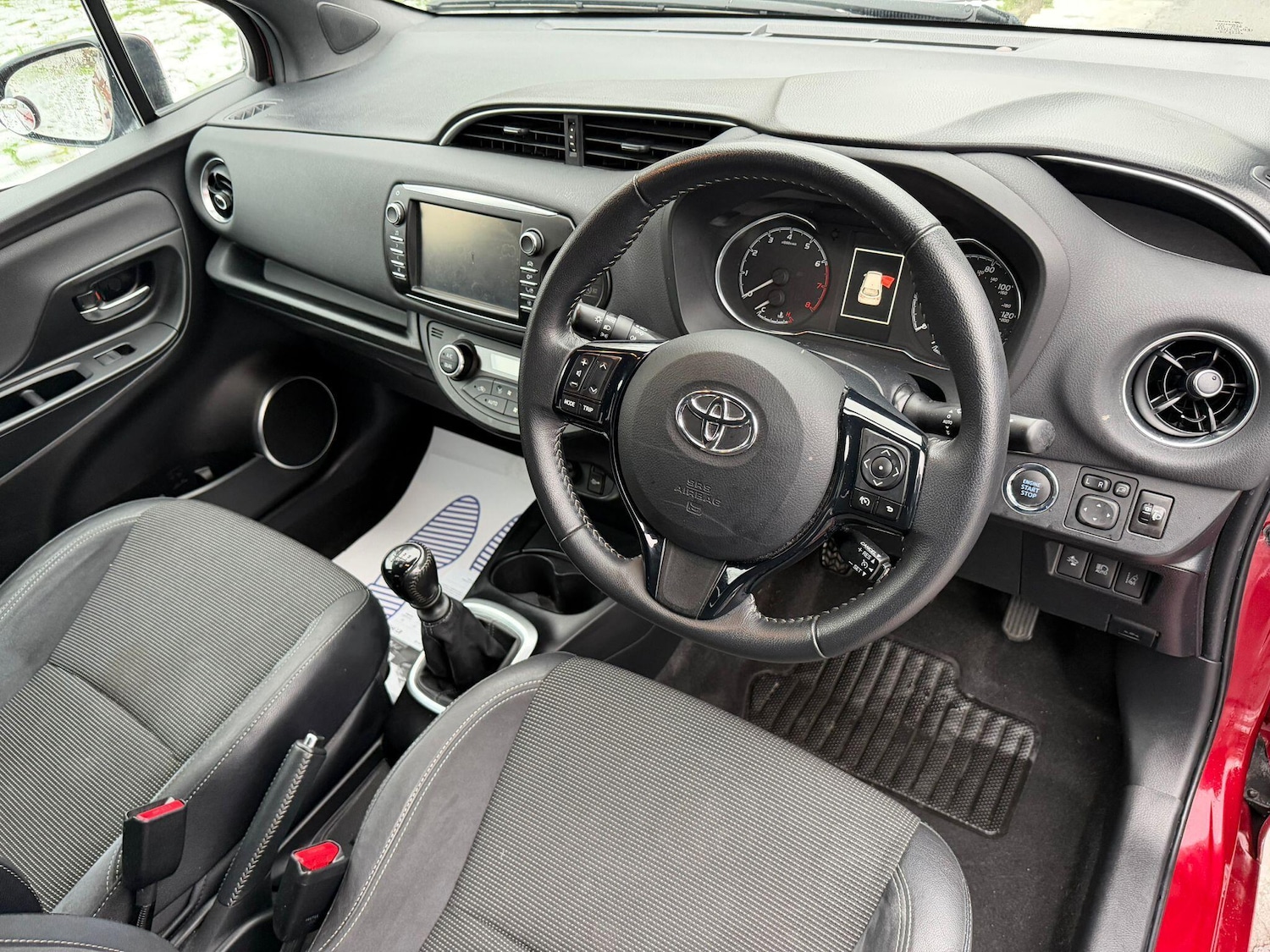 Used Toyota Yaris for sale - 77278518: Photo 35