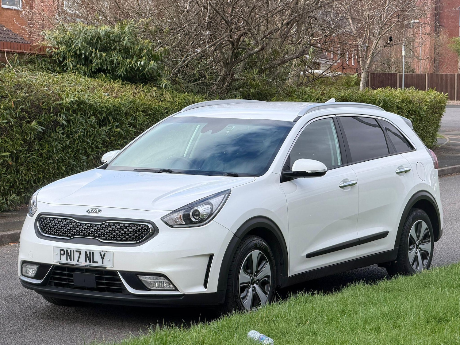 Used Kia Niro 2017 for sale - 78215703: Photo 2