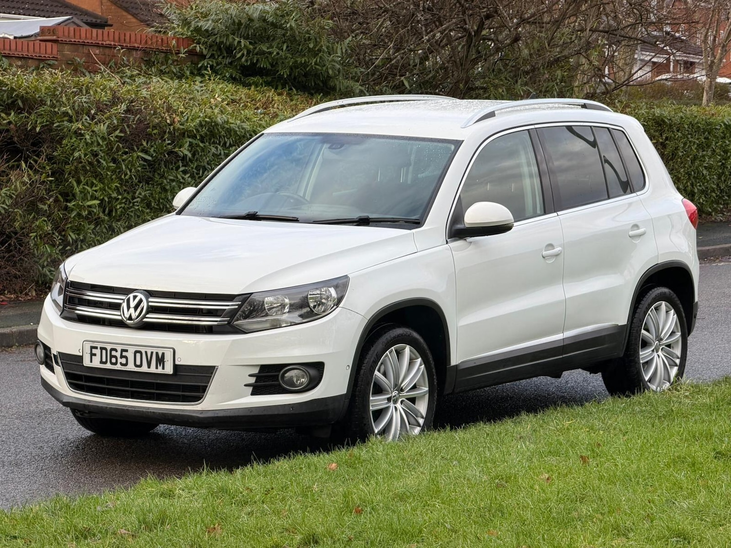 Used Volkswagen Tiguan 2015 for sale - 77395932: Photo 2