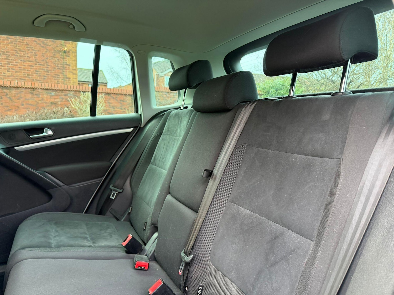 Used Volkswagen Tiguan 2015 for sale - 77395932: Photo 31