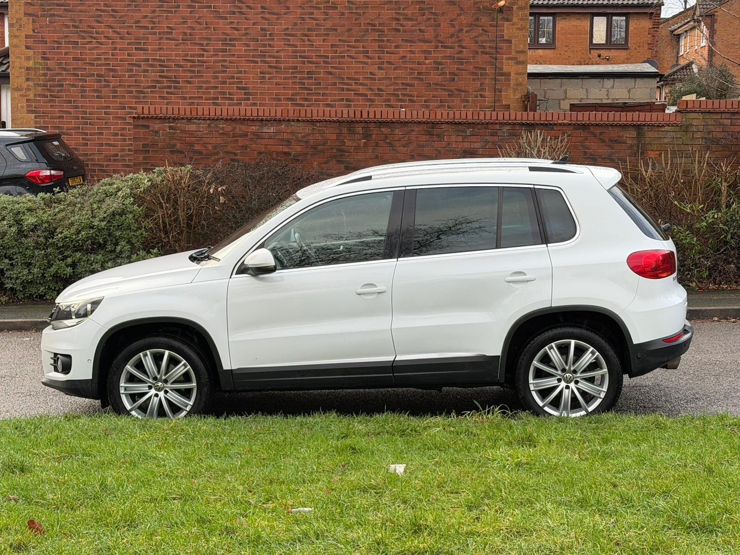Used Volkswagen Tiguan 2015 for sale - 77395932: Photo 4