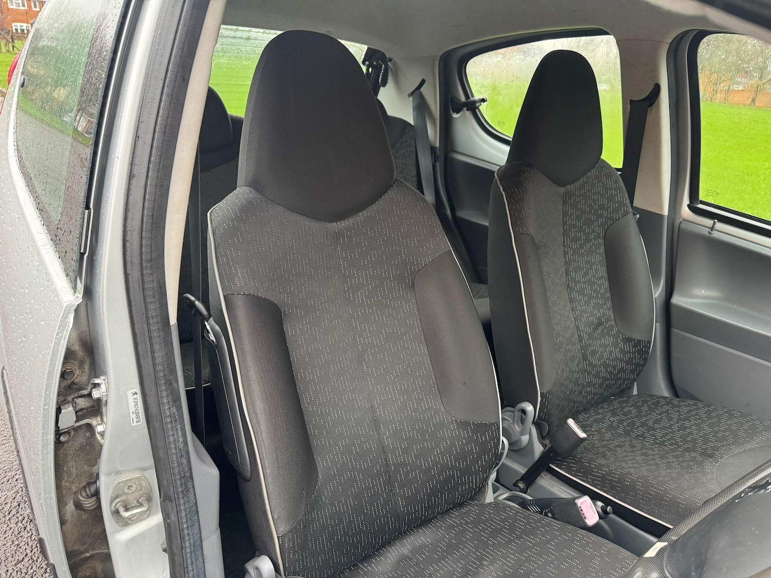 Used Peugeot 107 2010 for sale - 77215600: Photo 18