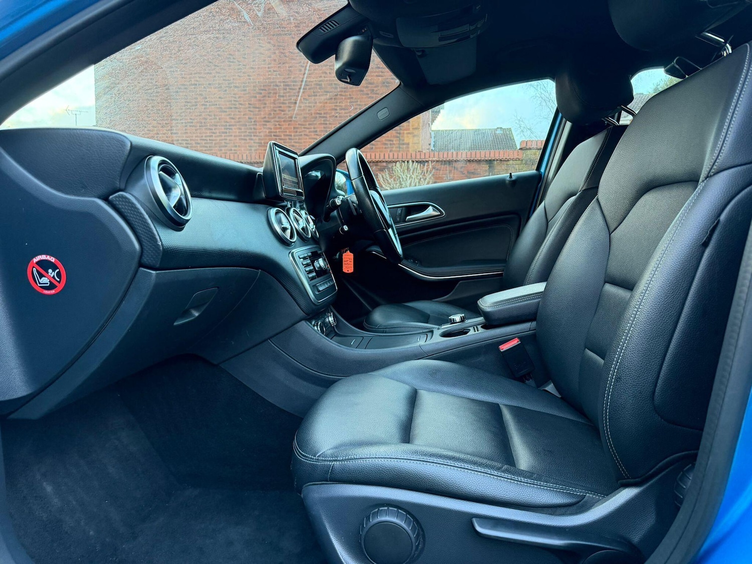 Used Mercedes-Benz A-Class 2015 for sale - 77215182: Photo 27