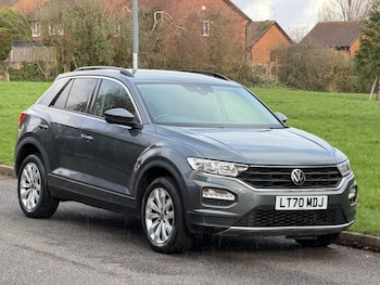 Used Volkswagen T-Roc 2020 for sale - 77574006: Photo