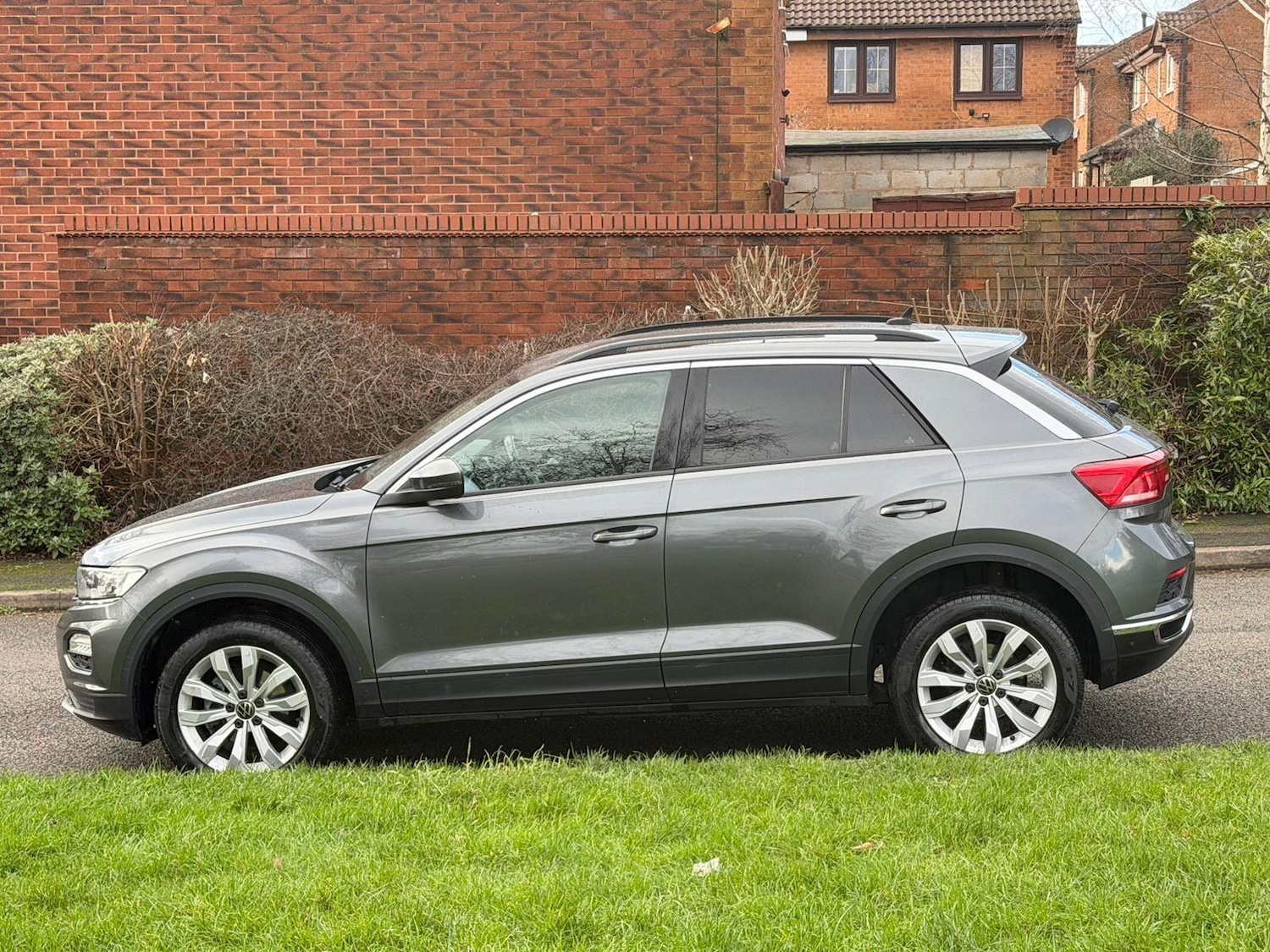 Used Volkswagen T-Roc 2020 for sale - 77574006: Photo 4