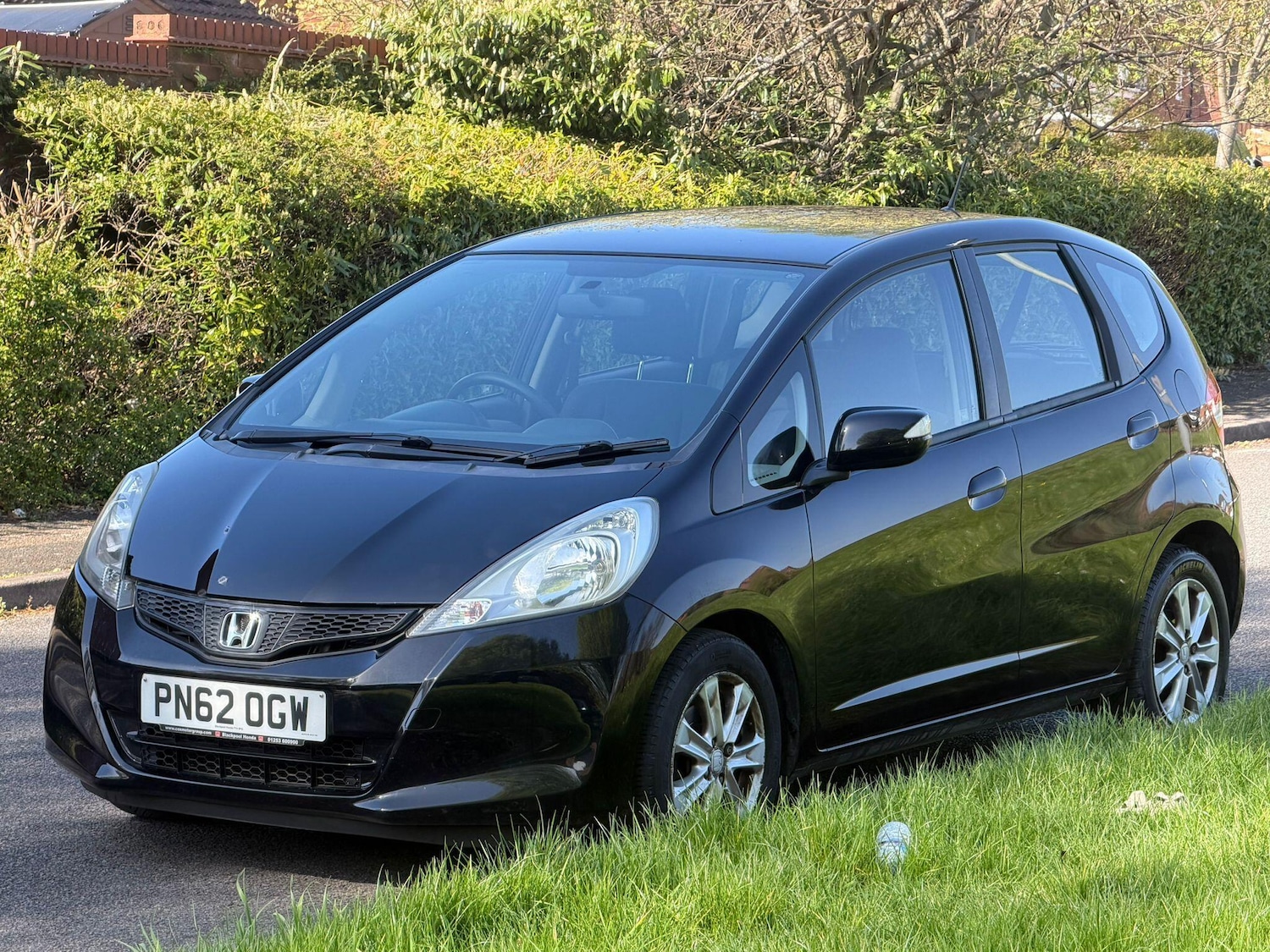 Used Honda Jazz 2012 for sale - 78215716: Photo 2