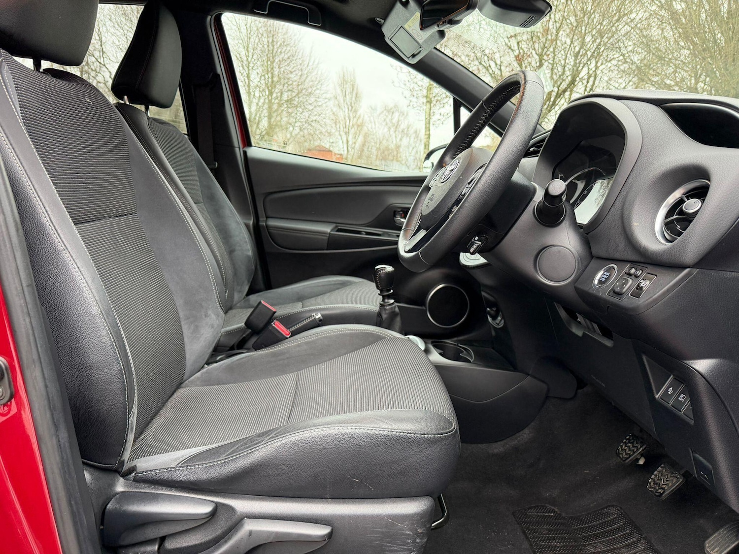 Used Toyota Yaris 2017 for sale - 77215087: Photo 20