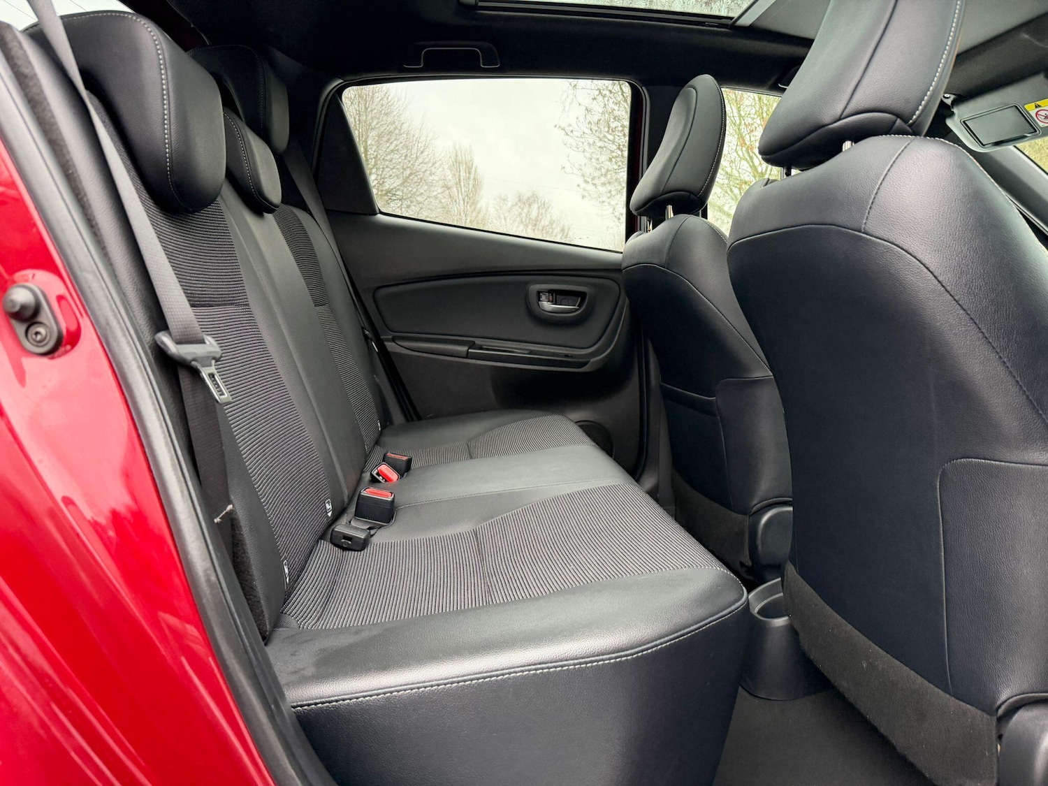 Used Toyota Yaris 2017 for sale - 77215087: Photo 21