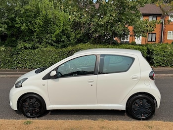 Used Toyota AYGO 2014 for sale - 79278898: Photo