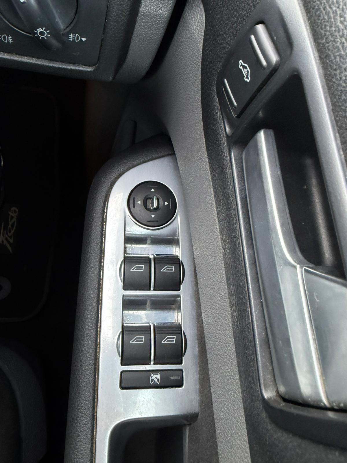 Used Ford Focus 2009 for sale - 77267679: Photo 24