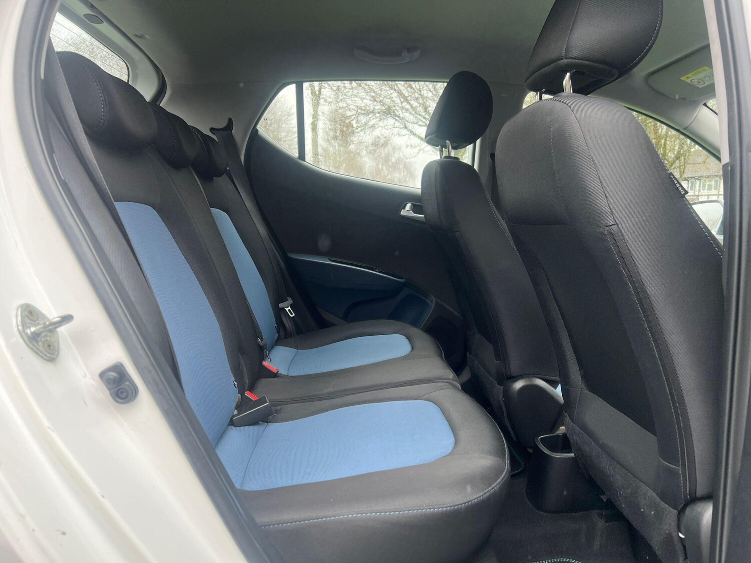 Used Hyundai i10 for sale - 77537573: Photo 23