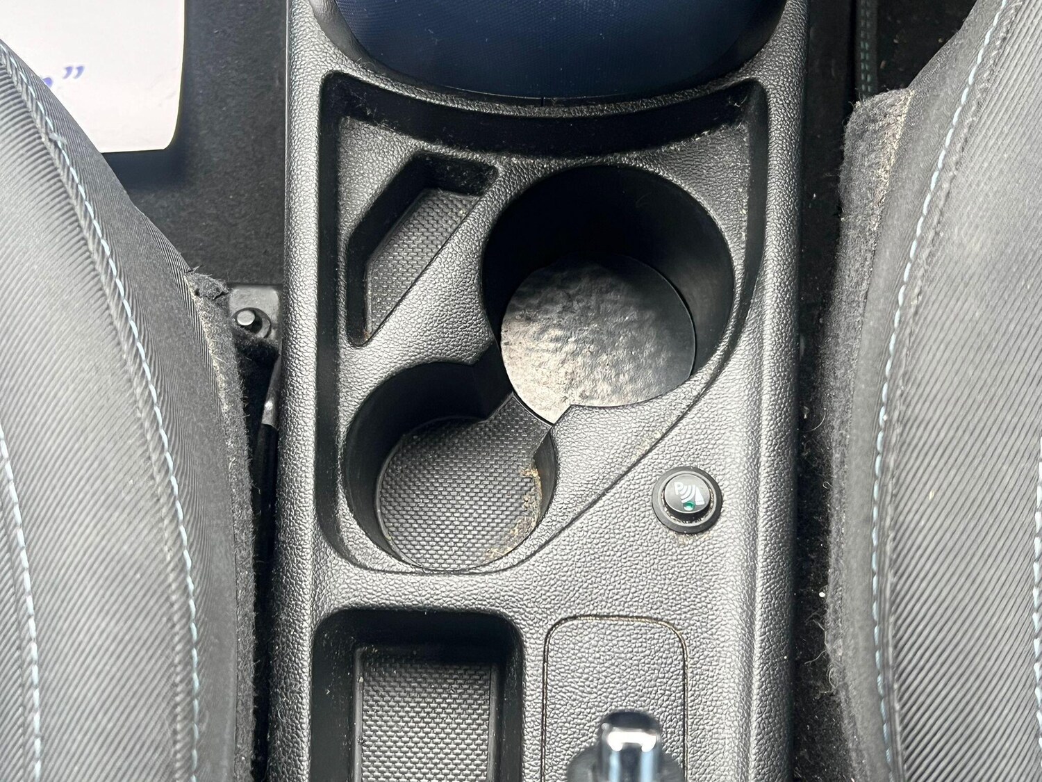 Used Hyundai i10 for sale - 77537573: Photo 25