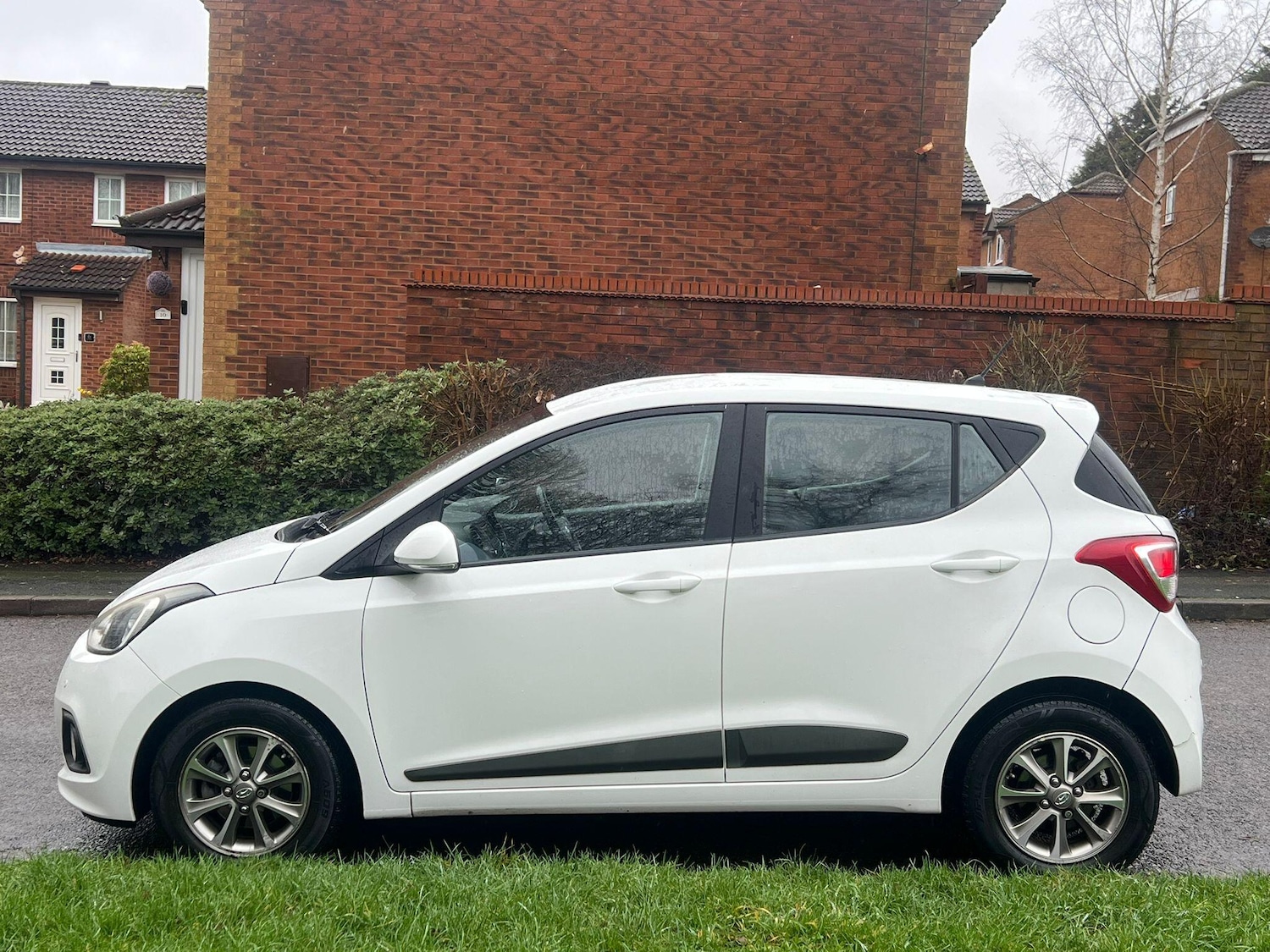 Used Hyundai i10 for sale - 77537573: Photo 5