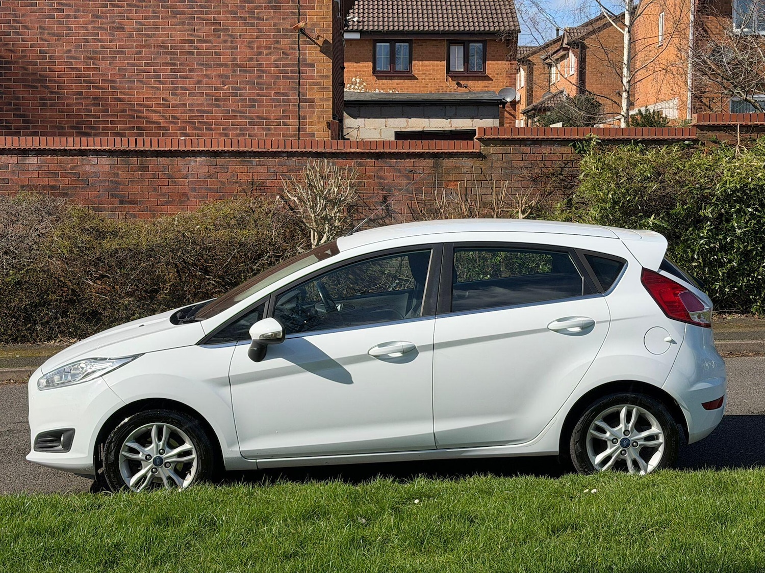 Used Ford Fiesta 2015 for sale - 77892915: Photo 4