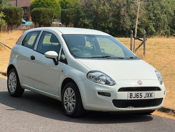 Used Fiat Punto 2015 for sale - 79278829: Photo